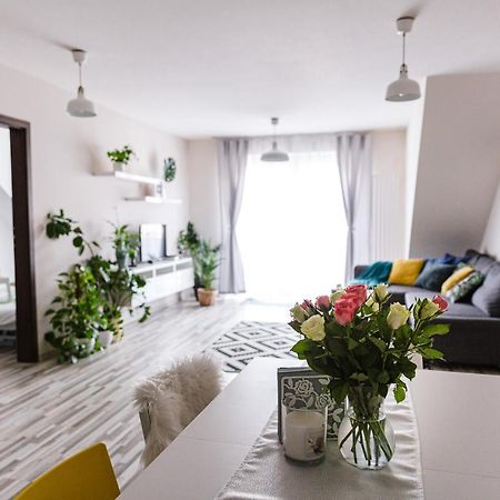 Apartament w centrum Ustrzyki Dolne Exterior foto